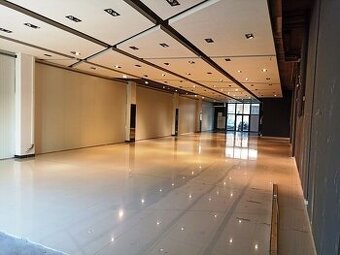 Obchodný priestor 750m² v Golden City na prenájom