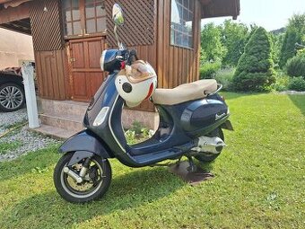 Piaggo Vespa LX125