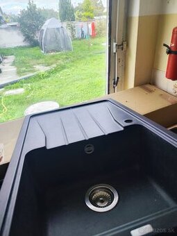 keramicky dres čierny