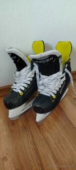 Bauer Supreme s35 junior 2,5 D 35,5 EU