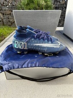 Kopačky Nike MDS 001