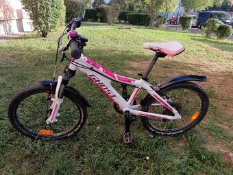 Dievčenský bicykel