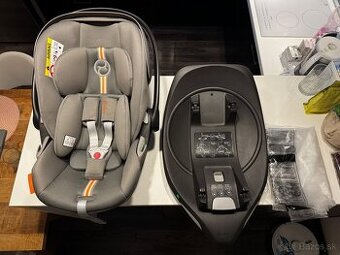 CYBEX Cloud G i-Size PLUS Lava Grey - 1