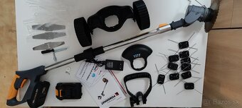 Vyžínač s dvoma akumulátormi