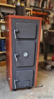 Kotol na tuhé palivo