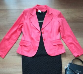 Dámske sako L a saty M
