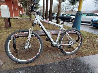 Dámsky bicykel Corratec 26- palcový