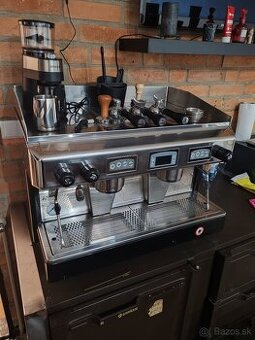 Kávovar profi