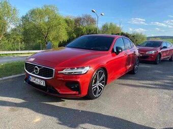 VOLVO S60 T5R
