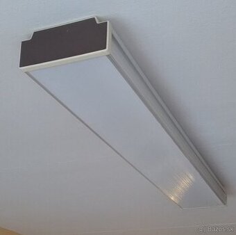 Trubicové neónové svietidlo, viac kusov