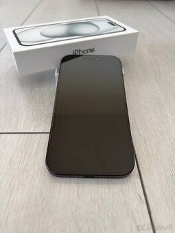 iPhone 15 128GB