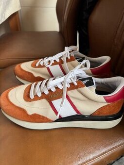 Ralph lauren polo nove tenisky velkost 40,5