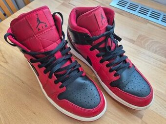 Nike Air Jordan Mid Reverse Bred 42,5