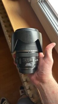Canon EF-S 17-55mm F/2.8 IS USM