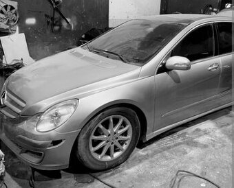 Mercedes Benz w251 R 320 cdi 4x4
