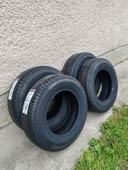 Predám pneumatiky Firestone Roadhawk 2 215/70 R 16