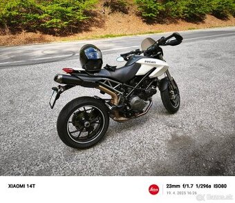 Ducati Hypermotard 796