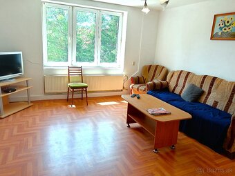 Na predaj 2,5 izbový byt | 56 m2 | Sládkovičova | SL