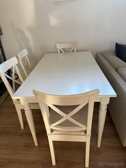 predám Ikea stôl INGATORP / INGOLF a stoličky k tomu