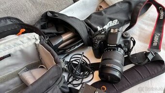 Canon EOS 70D + EF-S 18-135 IS STM, Hama Star 63 stativ, Low