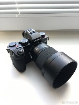 Panasonic Lumix S5 50mm f 1.8