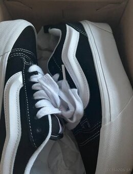 Vans tenisky