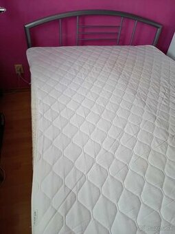 Manželská posteľ 140 x200