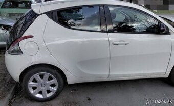 Lancia Ypsilon 1.2 2013 Predám MOTOR 169A4000, PREVODOVKA 5