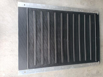 VDL Futura 2 kryt pod motor