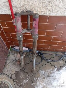 Predné vidlice jawa 250/590