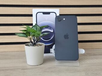 Apple iPhone 16e 128GB Black | ZÁNOVNÝ