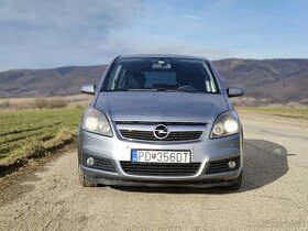 Opel Zafira 1.9 CDTI 88kw 7 miestne - 1