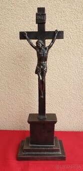 Starožitný liatinový kríž / 44 cm / vyše 180 . ročný