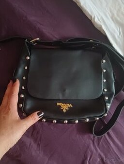 Prada kabelka