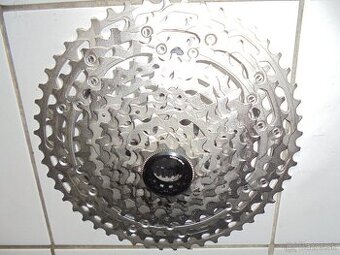 Sh. Deore Micro spline 12 sp. + SunShine HG 10 speed.