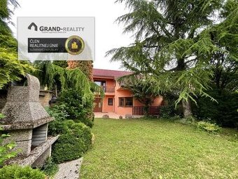 Na predaj rodinný dom s garážou a pozemkom v meste Skalica