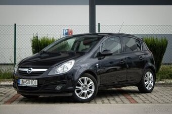 Opel Corsa 1.4 16V 74kw / SVK - 1.M / AJ NA SPLÁTKY /