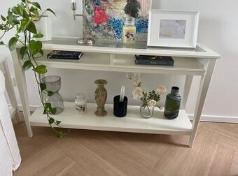 IKEA stolík stôl