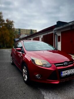 FORD focus 2012 hatchback