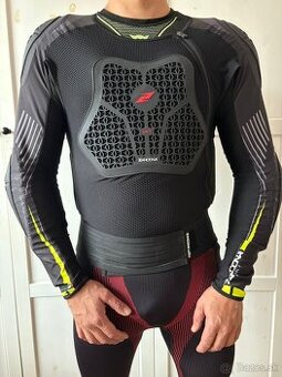 Chránič tela Zandona NetCube X8 – veľkosť M