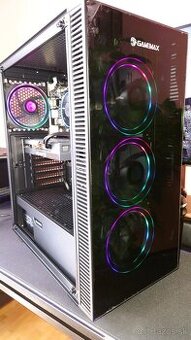 Predám počítač vhodný na hranie hier, prácu aj školu...