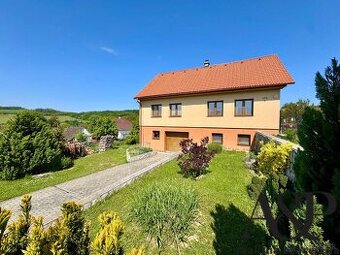 4 IZBOVÝ RD S GARÁŽOU, POZEMOK 960M2, BREZOVÁ POD BRADLOM