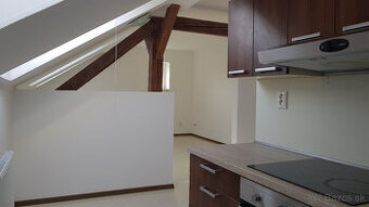 1 izbový byt prenájom Pezinok - parkovanie k bytu zdarma - 1