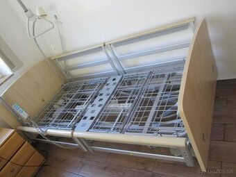 Polohovateľná elektrická posteľ