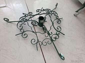 Stojan na vianočný stromček