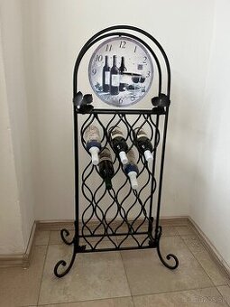 Stojan na vino kovovy