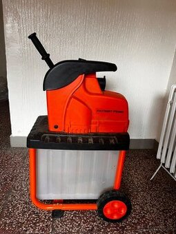 Záhradný drvič konárov Patriot PC 2500