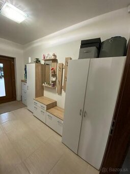 Skrinky do zadveria/chodby