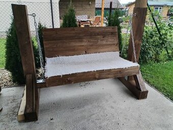 Záhradná hojdačka