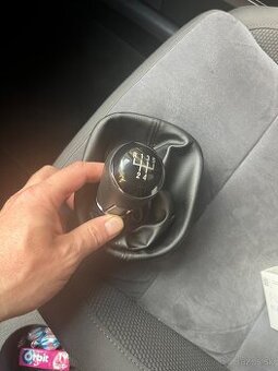 Radiaca páka Touran